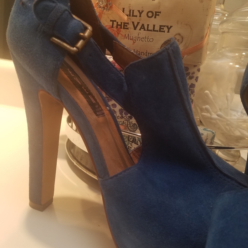 Steven by steven madden blue suede peeptoe heels